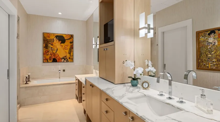 99 Union St, Seattle, Washington, United States, 2 Bedrooms Bedrooms, ,1 BathroomBathrooms,Condo,For Sale,Four Seasons Private Residences,Union ,1652293