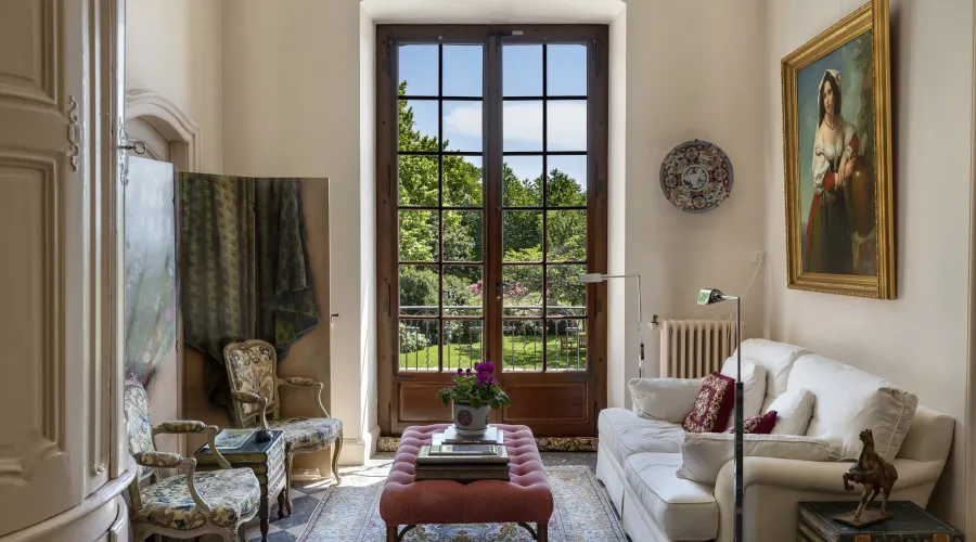 Switzerland, 8 Bedrooms Bedrooms, ,8 BathroomsBathrooms,For Sale,For Sale,1652384