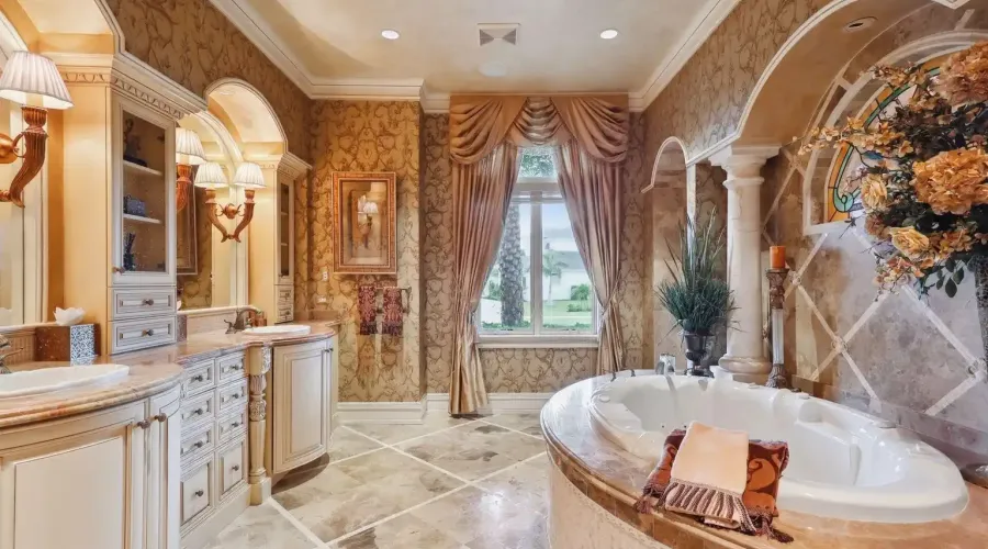 580 s heathwood DR, Marco Island, Florida, 34145, United States, 4 Bedrooms Bedrooms, ,8 BathroomsBathrooms,Residential,For Sale,580 s heathwood DR,1655157