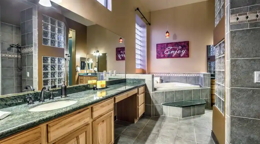 280 E Maulding Avenue,Las Vegas,Nevada 89123,United States,4 Bedrooms Bedrooms,8 Rooms Rooms,3 BathroomsBathrooms,Residential,E Maulding,162395