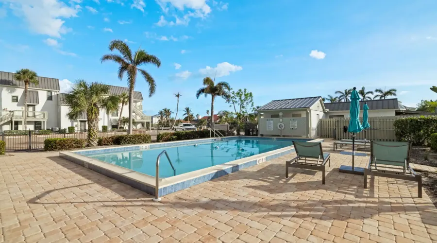 760 Sextant Drive, Sanibel, Florida, 33957, United States, 2 Bedrooms Bedrooms, 2 Rooms Rooms,8 BathroomsBathrooms,Condo,For Sale,Mariner Pointe,Sextant,2,1664365