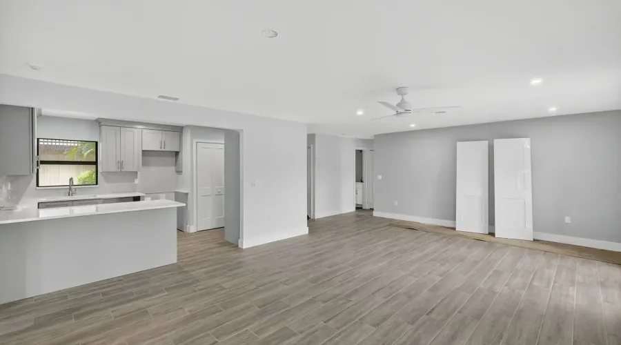 5117 Sea Bell Road, Sanibel, Florida, 33957, United States, 2 Bedrooms Bedrooms, 7 Rooms Rooms,2 BathroomsBathrooms,Condo,For Sale,F,Sea Bell,1,1665549