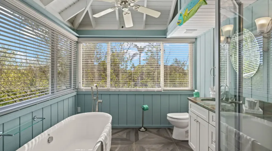 1799 Middle Gulf Drive, Sanibel, Florida, 33957, United States, 2 Bedrooms Bedrooms, 9 Rooms Rooms,2 BathroomsBathrooms,Condo,For Sale,Sea Loft Village 105,Middle Gulf,1683810