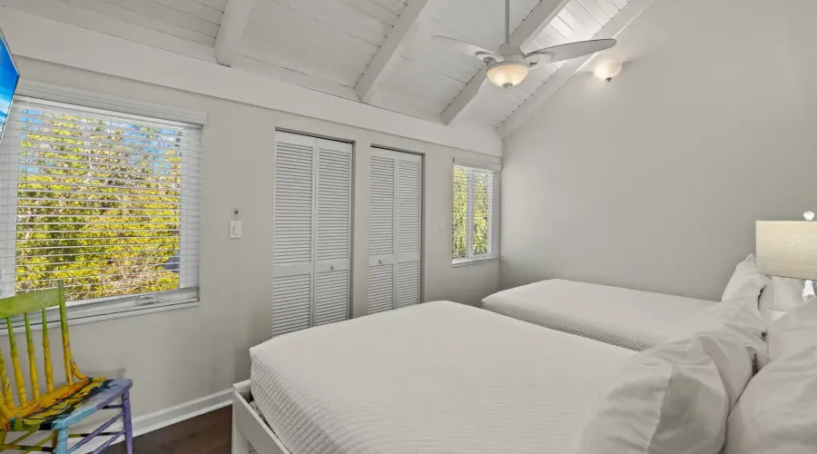 1799 Middle Gulf Drive, Sanibel, Florida, 33957, United States, 2 Bedrooms Bedrooms, 9 Rooms Rooms,2 BathroomsBathrooms,Condo,For Sale,Sea Loft Village 105,Middle Gulf,1683810
