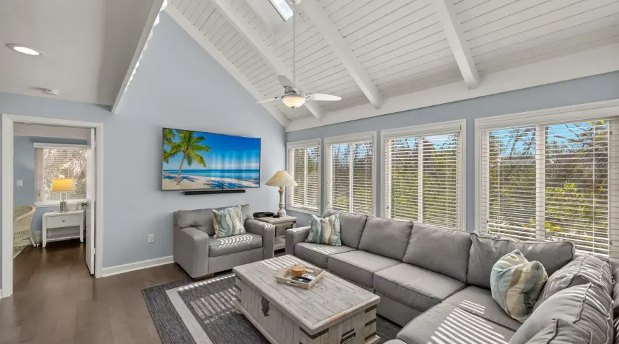 1799 Middle Gulf Drive, Sanibel, Florida, 33957, United States, 2 Bedrooms Bedrooms, 9 Rooms Rooms,2 BathroomsBathrooms,Condo,For Sale,Sea Loft Village 105,Middle Gulf,1683810