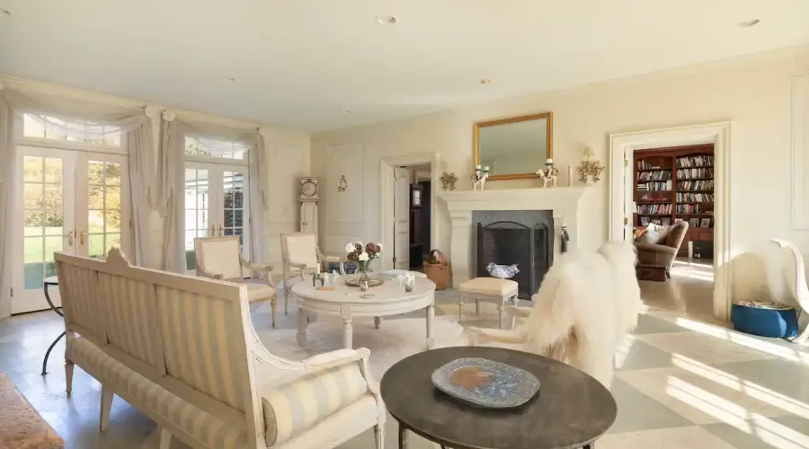 10 North Beaver Dam Road, Salisbury, Connecticut, 06068, United States, 4 Bedrooms Bedrooms, 10 Rooms Rooms,4 BathroomsBathrooms,Residential,For Sale,North Beaver Dam,1684179