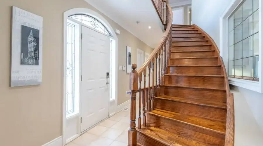 3248 Barchester Crt, Mississauga, Ontario, L5L 5Z1, Canada, 4 Bedrooms Bedrooms, ,5 BathroomsBathrooms,Residential,For Sale,Barchester Crt,1685347