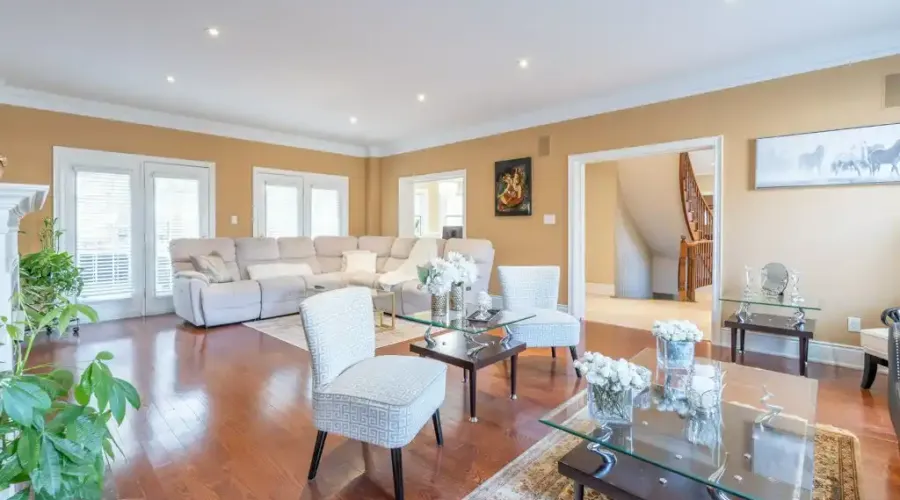 3248 Barchester Crt, Mississauga, Ontario, L5L 5Z1, Canada, 4 Bedrooms Bedrooms, ,5 BathroomsBathrooms,Residential,For Sale,Barchester Crt,1685347