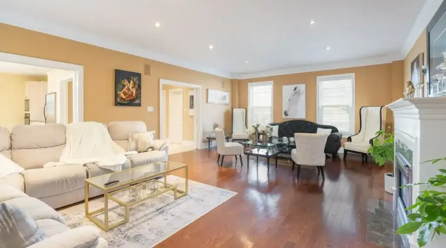 3248 Barchester Crt, Mississauga, Ontario, L5L 5Z1, Canada, 4 Bedrooms Bedrooms, ,5 BathroomsBathrooms,Residential,For Sale,Barchester Crt,1685347