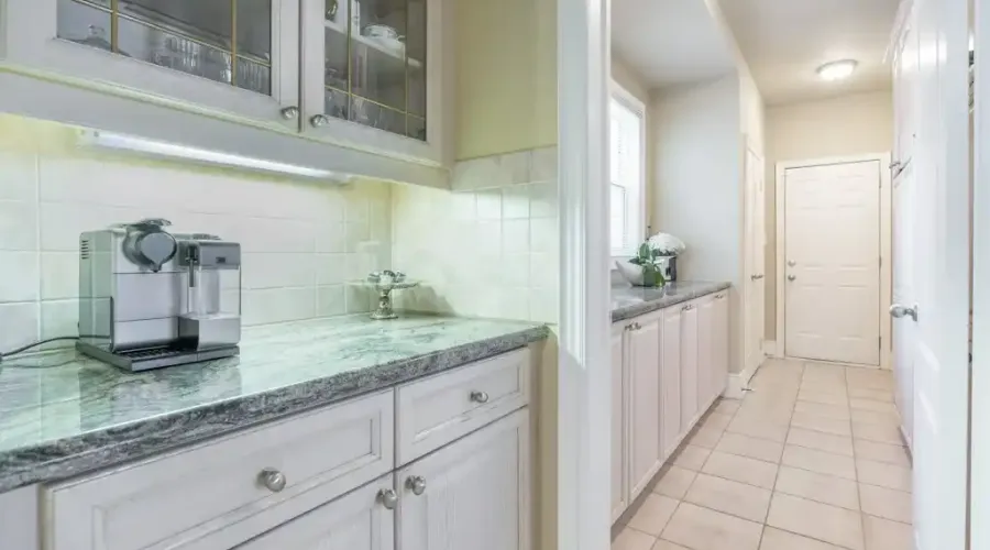 3248 Barchester Crt, Mississauga, Ontario, L5L 5Z1, Canada, 4 Bedrooms Bedrooms, ,5 BathroomsBathrooms,Residential,For Sale,Barchester Crt,1685347