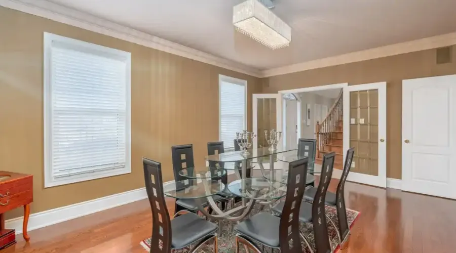 3248 Barchester Crt, Mississauga, Ontario, L5L 5Z1, Canada, 4 Bedrooms Bedrooms, ,5 BathroomsBathrooms,Residential,For Sale,Barchester Crt,1685347