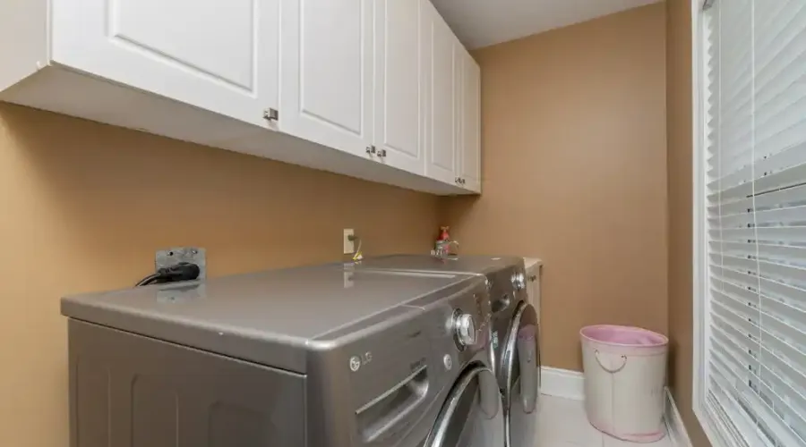 3248 Barchester Crt, Mississauga, Ontario, L5L 5Z1, Canada, 4 Bedrooms Bedrooms, ,5 BathroomsBathrooms,Residential,For Sale,Barchester Crt,1685347