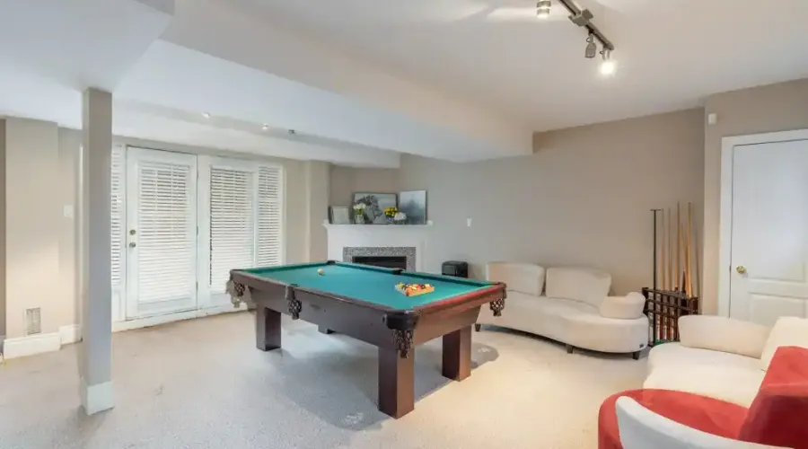 3248 Barchester Crt, Mississauga, Ontario, L5L 5Z1, Canada, 4 Bedrooms Bedrooms, ,5 BathroomsBathrooms,Residential,For Sale,Barchester Crt,1685347