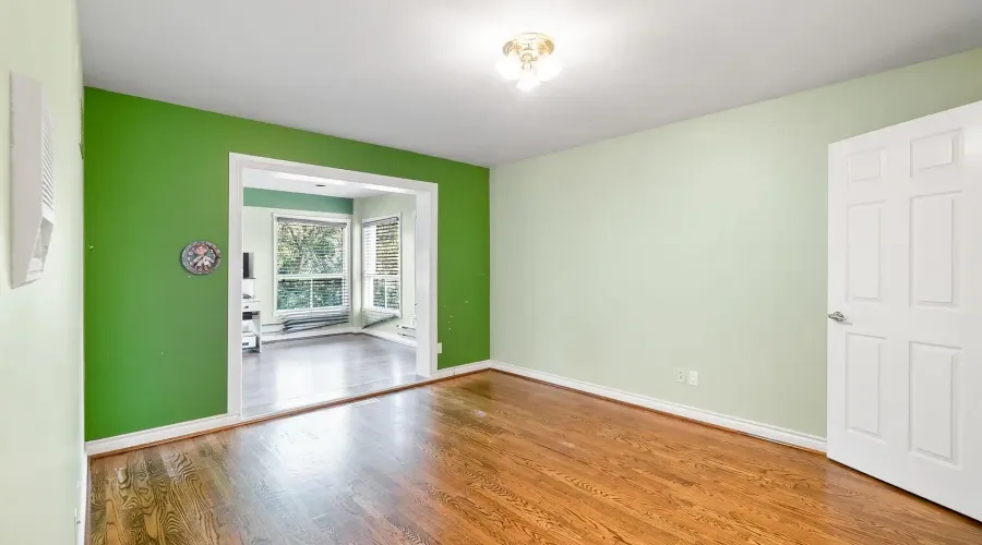 2339 Glengarry Rd, Mississauga, Ontario, L5C 1Y1, Canada, 5 Bedrooms Bedrooms, ,6 BathroomsBathrooms,Residential,For Sale,Glengarry Rd,1687896