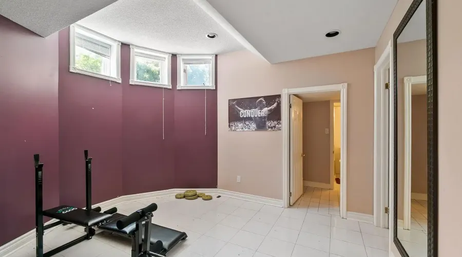 2339 Glengarry Rd, Mississauga, Ontario, L5C 1Y1, Canada, 5 Bedrooms Bedrooms, ,6 BathroomsBathrooms,Residential,For Sale,Glengarry Rd,1687896