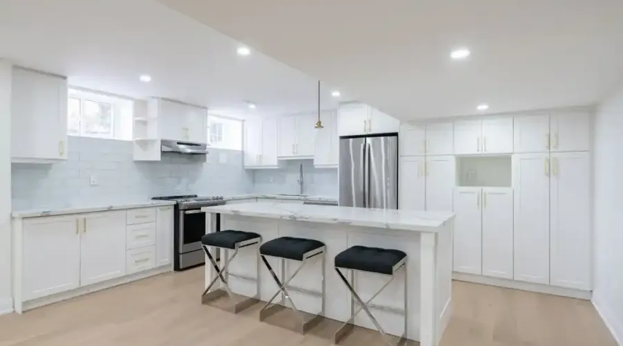 1096 Westbrook Rd, Hamilton, Ontario, L0R 2A0, Canada, 7 Bedrooms Bedrooms, ,8 BathroomsBathrooms,Residential,For Sale,Westbrook Rd,1688891