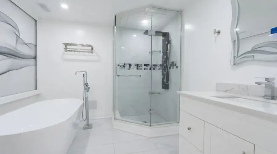 1096 Westbrook Rd, Hamilton, Ontario, L0R 2A0, Canada, 7 Bedrooms Bedrooms, ,8 BathroomsBathrooms,Residential,For Sale,Westbrook Rd,1688891