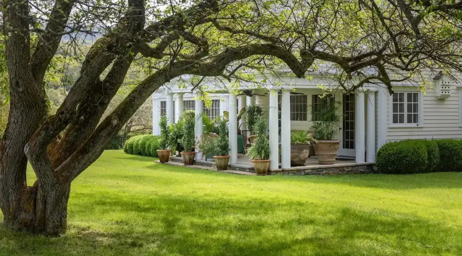 47-49 Crescent Road, Millbrook, New York, 12545, United States, 5 Bedrooms Bedrooms, 15 Rooms Rooms,5 BathroomsBathrooms,Residential,For Sale,Crescent,1689135