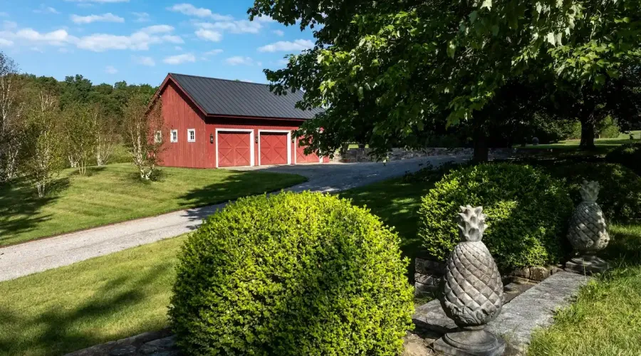 47-49 Crescent Road, Millbrook, New York, 12545, United States, 5 Bedrooms Bedrooms, 15 Rooms Rooms,5 BathroomsBathrooms,Residential,For Sale,Crescent,1689135