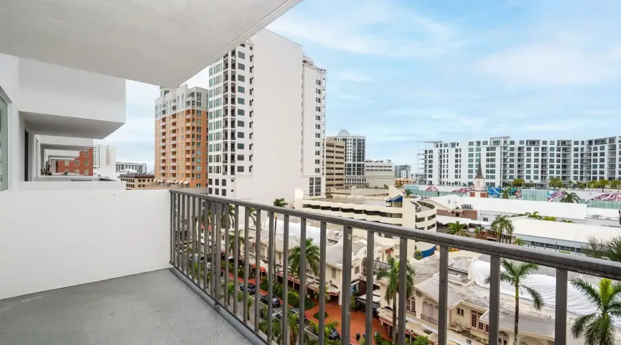 101 S Gulfstream Ave, Sarasota, Florida, 34236, United States, 2 Bedrooms Bedrooms, 4 Rooms Rooms,2 BathroomsBathrooms,Condo,For Sale,The 101 Condominium,Gulfstream ,10,1691915