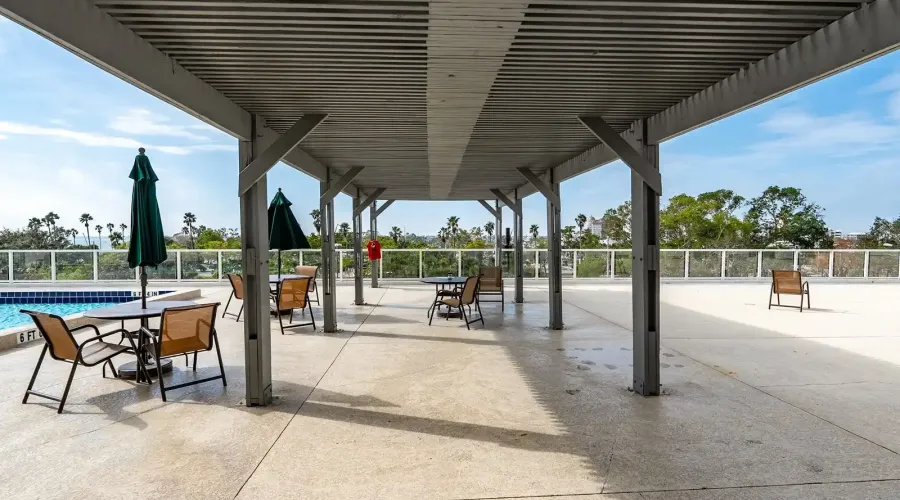 101 S Gulfstream Ave, Sarasota, Florida, 34236, United States, 2 Bedrooms Bedrooms, 4 Rooms Rooms,2 BathroomsBathrooms,Condo,For Sale,The 101 Condominium,Gulfstream ,10,1691915