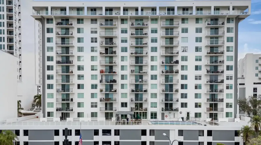 101 S Gulfstream Ave, Sarasota, Florida, 34236, United States, 2 Bedrooms Bedrooms, 4 Rooms Rooms,2 BathroomsBathrooms,Condo,For Sale,The 101 Condominium,Gulfstream ,10,1691915