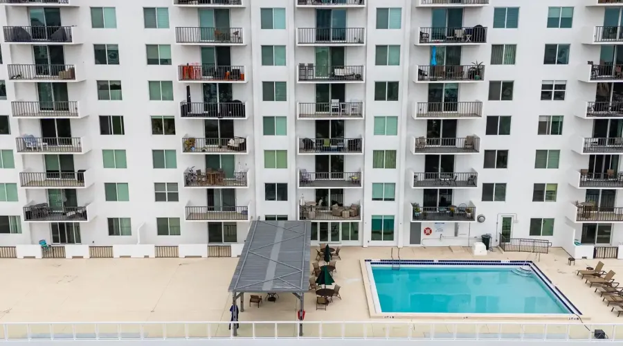 101 S Gulfstream Ave, Sarasota, Florida, 34236, United States, 2 Bedrooms Bedrooms, 4 Rooms Rooms,2 BathroomsBathrooms,Condo,For Sale,The 101 Condominium,Gulfstream ,10,1691915