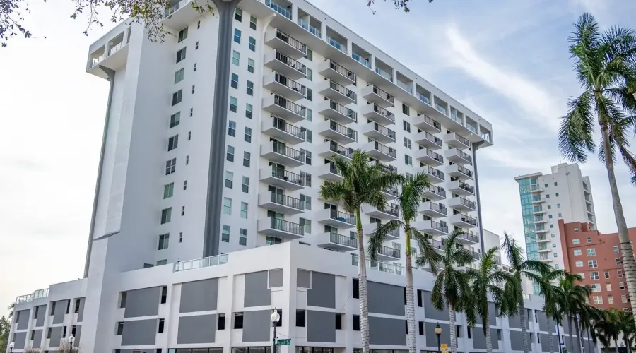 101 S Gulfstream Ave, Sarasota, Florida, 34236, United States, 2 Bedrooms Bedrooms, 4 Rooms Rooms,2 BathroomsBathrooms,Condo,For Sale,The 101 Condominium,Gulfstream ,10,1691915
