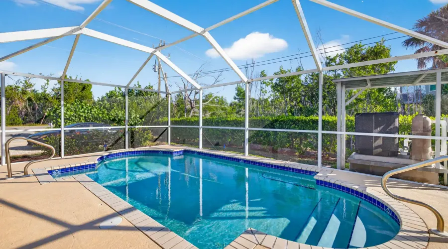 1825 Middle Gulf Drive, Sanibel, Florida, 33957, United States, 3 Bedrooms Bedrooms, 11 Rooms Rooms,2 BathroomsBathrooms,Residential,For Sale,Middle Gulf,1692345