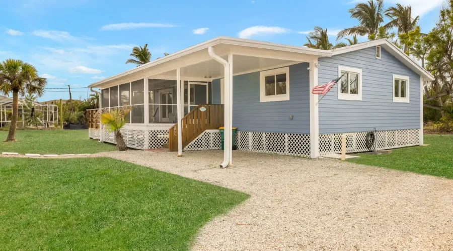 1825 Middle Gulf Drive, Sanibel, Florida, 33957, United States, 3 Bedrooms Bedrooms, 11 Rooms Rooms,2 BathroomsBathrooms,Residential,For Sale,Middle Gulf,1692345