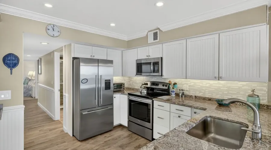 11400 Old Lodge Lane, Captiva, Florida, 33924, United States, 2 Bedrooms Bedrooms, 7 Rooms Rooms,2 BathroomsBathrooms,Condo,For Sale,Captiva Hide-a-way,Old Lodge,2,1693300