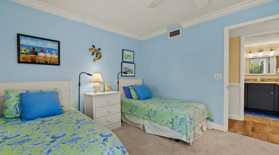 11400 Old Lodge Lane, Captiva, Florida, 33924, United States, 2 Bedrooms Bedrooms, 7 Rooms Rooms,2 BathroomsBathrooms,Condo,For Sale,Captiva Hide-a-way,Old Lodge,2,1693300