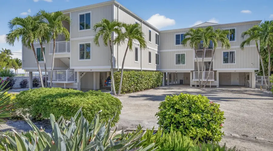 11400 Old Lodge Lane, Captiva, Florida, 33924, United States, 2 Bedrooms Bedrooms, 7 Rooms Rooms,2 BathroomsBathrooms,Condo,For Sale,Captiva Hide-a-way,Old Lodge,2,1693300