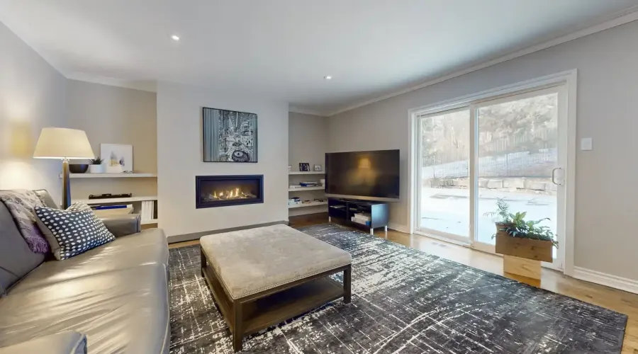 544 Woodland Acres Crescent, Vaughan, Ontario, Canada, 4 Bedrooms Bedrooms, ,3 BathroomsBathrooms,Residential,For Sale,Woodland Acres,1693773