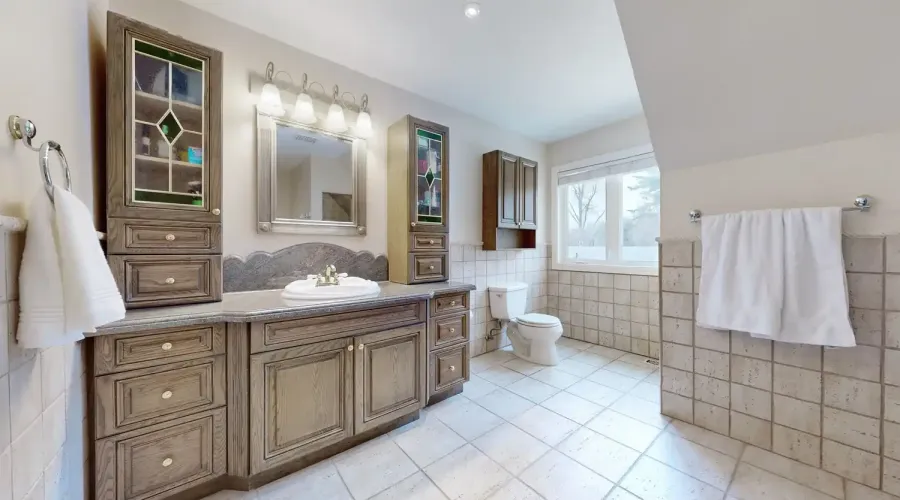 544 Woodland Acres Crescent, Vaughan, Ontario, Canada, 4 Bedrooms Bedrooms, ,3 BathroomsBathrooms,Residential,For Sale,Woodland Acres,1693773