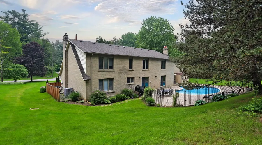 544 Woodland Acres Crescent, Vaughan, Ontario, Canada, 4 Bedrooms Bedrooms, ,3 BathroomsBathrooms,Residential,For Sale,Woodland Acres,1693773