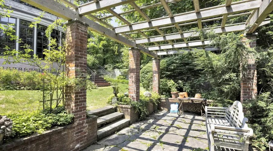 804 Main Street, Cotuit, Massachusetts, 02635, United States, 4 Bedrooms Bedrooms, ,5 BathroomsBathrooms,Residential,For Sale,804 Main Street,1696179