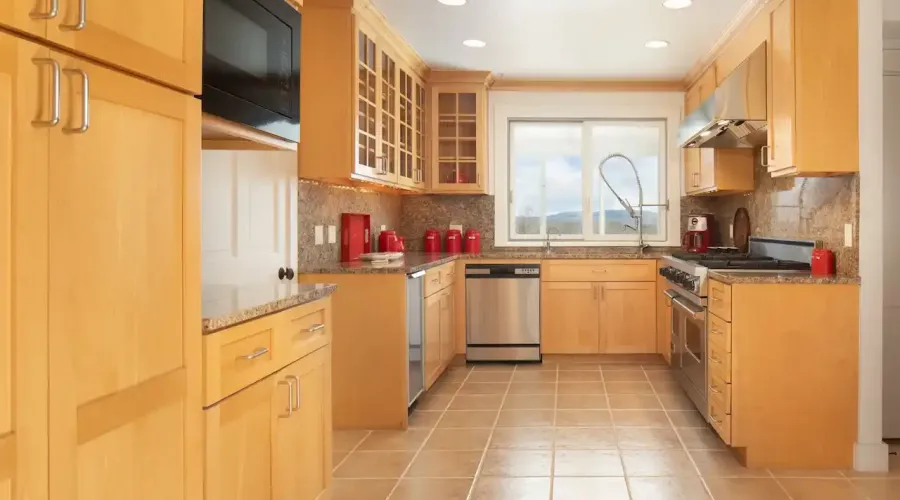 1669 Silver Street, Sheffield, Massachusetts, United States, 4 Bedrooms Bedrooms, 10 Rooms Rooms,5 BathroomsBathrooms,Residential,For Sale,Silver,1696180