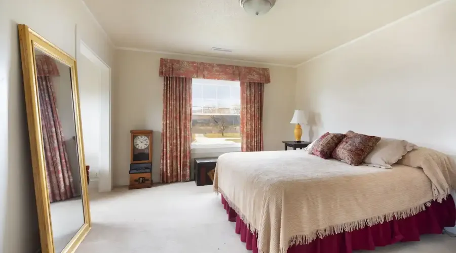 1669 Silver Street, Sheffield, Massachusetts, United States, 4 Bedrooms Bedrooms, 10 Rooms Rooms,5 BathroomsBathrooms,Residential,For Sale,Silver,1696180
