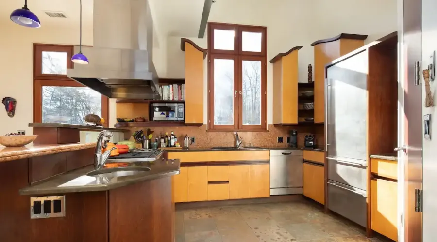 27 Ridge Road, Canton, Connecticut, 06019, United States, 5 Bedrooms Bedrooms, 11 Rooms Rooms,2 BathroomsBathrooms,Residential,For Sale,Ridge Road,1696182
