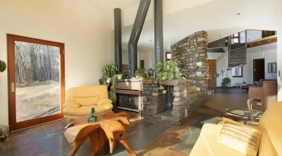 27 Ridge Road, Canton, Connecticut, 06019, United States, 5 Bedrooms Bedrooms, 11 Rooms Rooms,2 BathroomsBathrooms,Residential,For Sale,Ridge Road,1696182