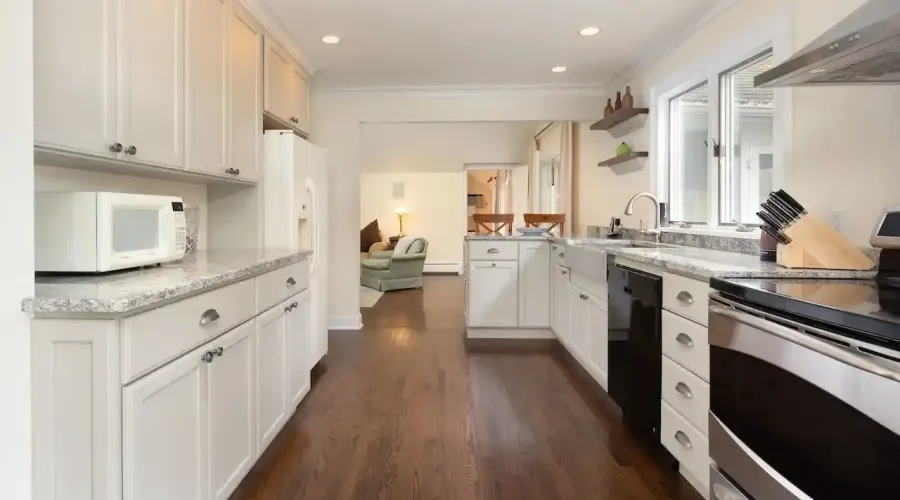 6 Juniper Ledge Lane, Lakeville, Connecticut, 06039, United States, 4 Bedrooms Bedrooms, 7 Rooms Rooms,3 BathroomsBathrooms,Residential,For Sale,Juniper Ledge ,1697845