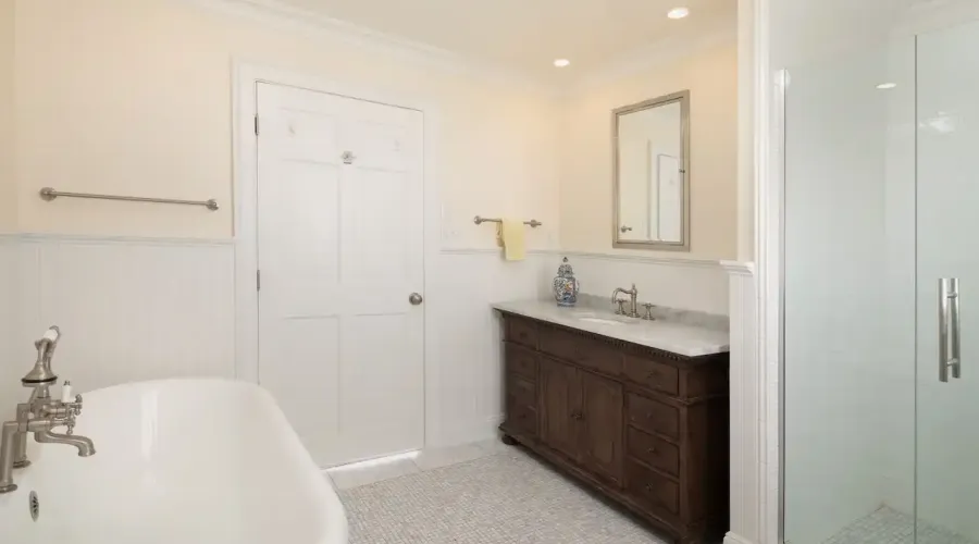 6 Juniper Ledge Lane, Lakeville, Connecticut, 06039, United States, 4 Bedrooms Bedrooms, 7 Rooms Rooms,3 BathroomsBathrooms,Residential,For Sale,Juniper Ledge ,1697845