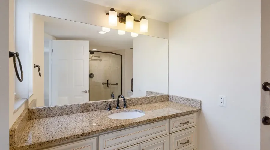 435 S Gulfstream Avenue #1005, Sarasota, Florida, 34236, United States, 2 Bedrooms Bedrooms, ,2 BathroomsBathrooms,Residential,For Sale,435 S Gulfstream Avenue #1005,1705339
