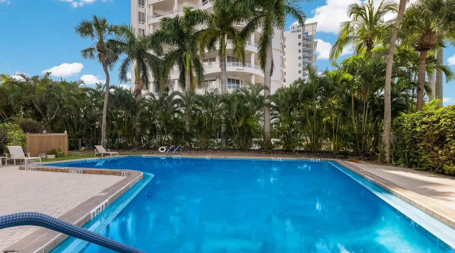 435 S Gulfstream Avenue #1005, Sarasota, Florida, 34236, United States, 2 Bedrooms Bedrooms, ,2 BathroomsBathrooms,Residential,For Sale,435 S Gulfstream Avenue #1005,1705339