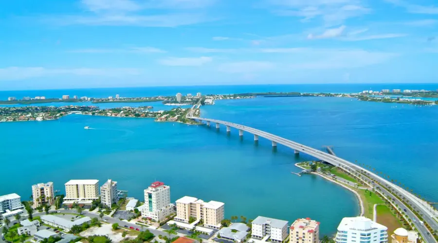 435 S Gulfstream Avenue #1005, Sarasota, Florida, 34236, United States, 2 Bedrooms Bedrooms, ,2 BathroomsBathrooms,Residential,For Sale,435 S Gulfstream Avenue #1005,1705339