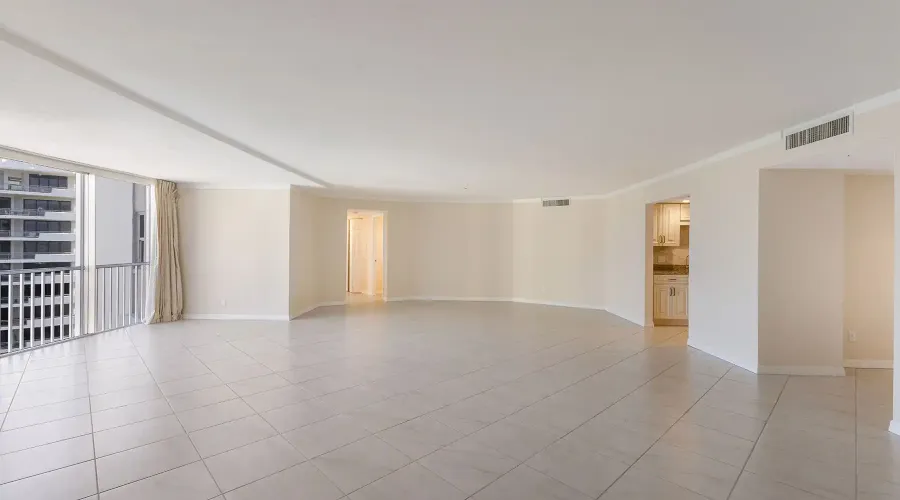435 S Gulfstream Avenue #1005, Sarasota, Florida, 34236, United States, 2 Bedrooms Bedrooms, ,2 BathroomsBathrooms,Residential,For Sale,435 S Gulfstream Avenue #1005,1705339