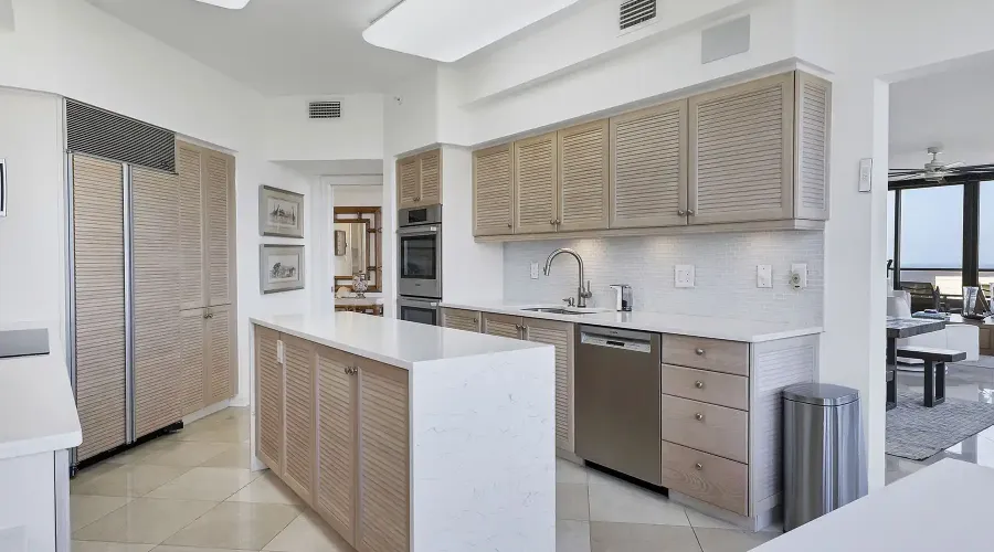 545 Sanctuary Drive #A803, Longboat Key, Florida, 34228, United States, 3 Bedrooms Bedrooms, ,2 BathroomsBathrooms,Residential,For Sale,545 Sanctuary Drive #A803,1705380