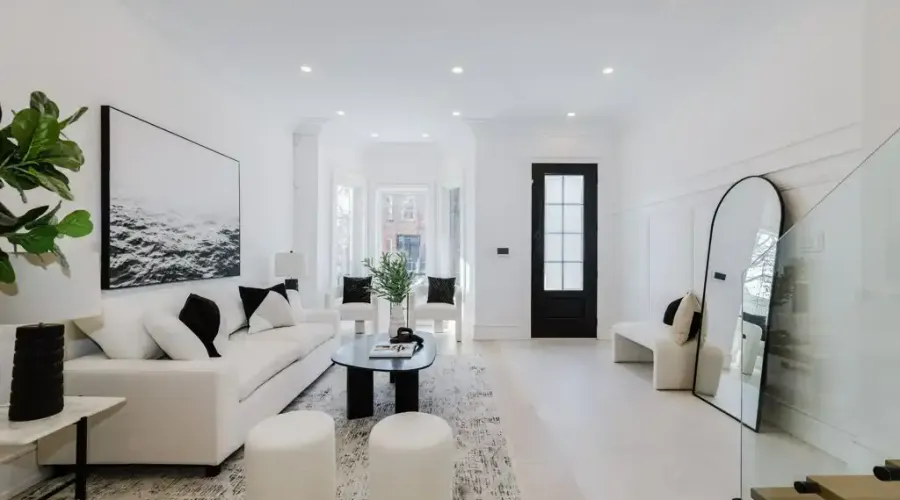 129 Beaconsfield Ave, Toronto, Ontario, M6J 3J5, Canada, 4 Bedrooms Bedrooms, ,5 BathroomsBathrooms,Residential,For Sale,Beaconsfield Ave,1705679