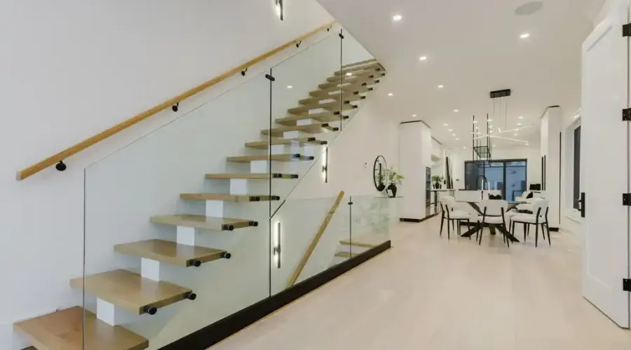 129 Beaconsfield Ave, Toronto, Ontario, M6J 3J5, Canada, 4 Bedrooms Bedrooms, ,5 BathroomsBathrooms,Residential,For Sale,Beaconsfield Ave,1705679